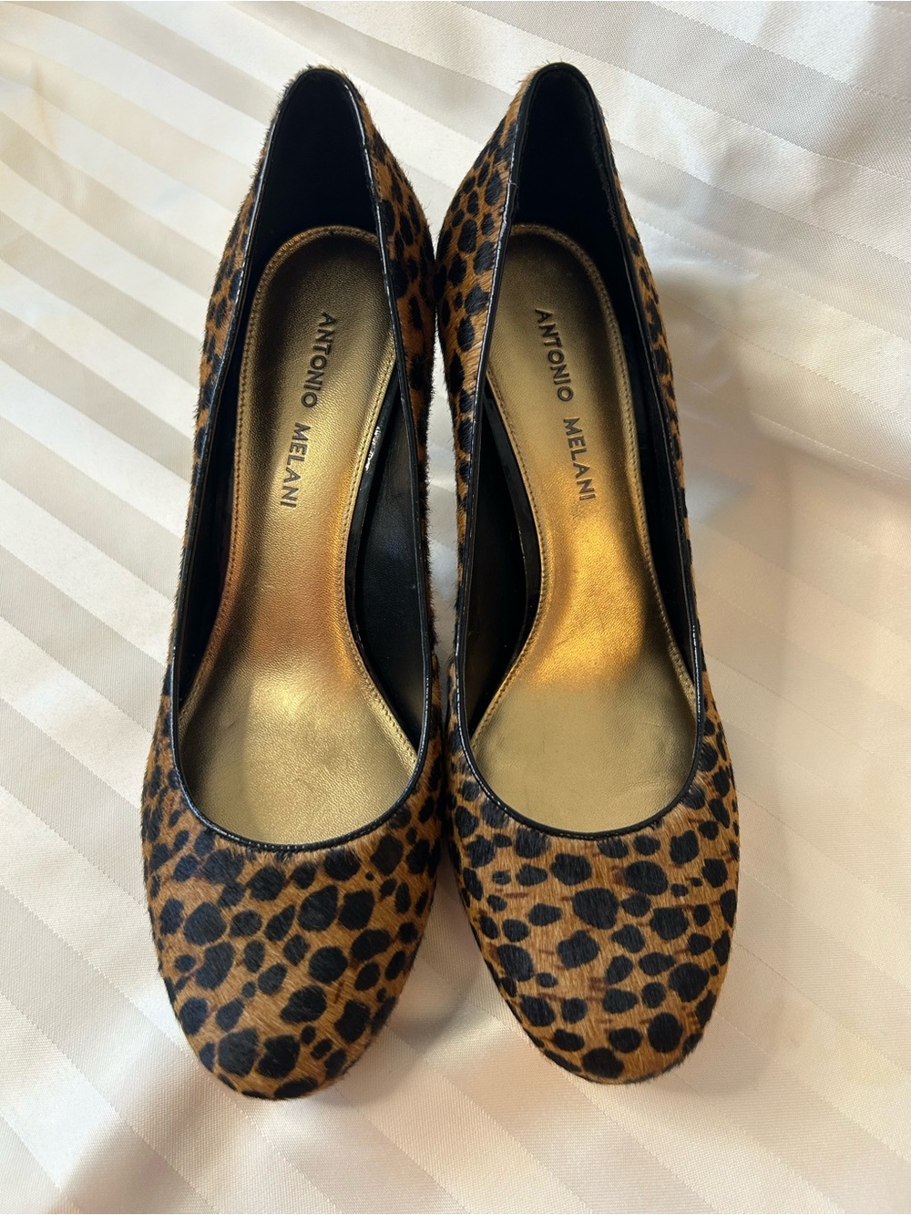Antonio Melani Leopard Print Pumps - Women’s size 9 - Like New Condition